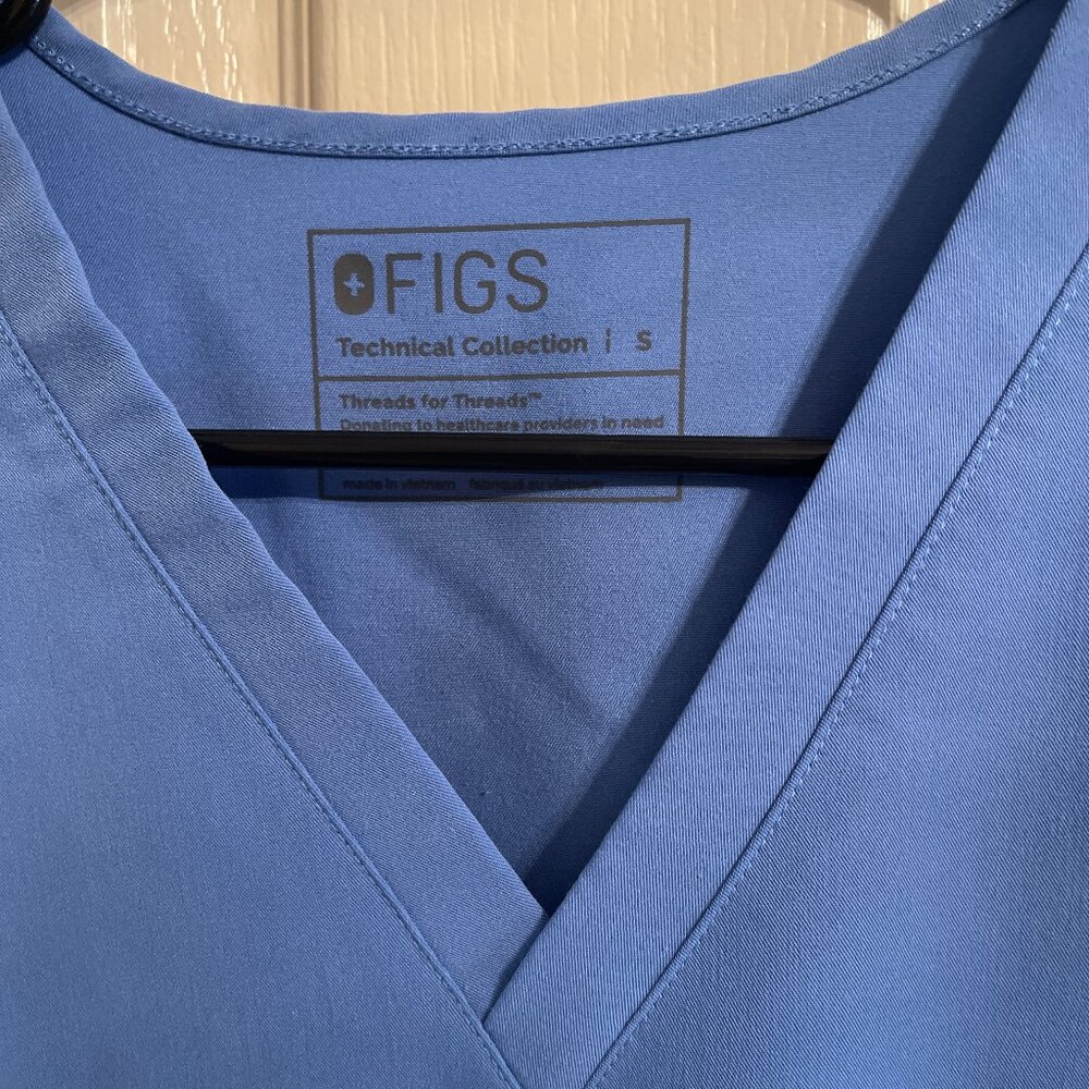 Figs Ceil Blue Women's Scrub Set Size Small